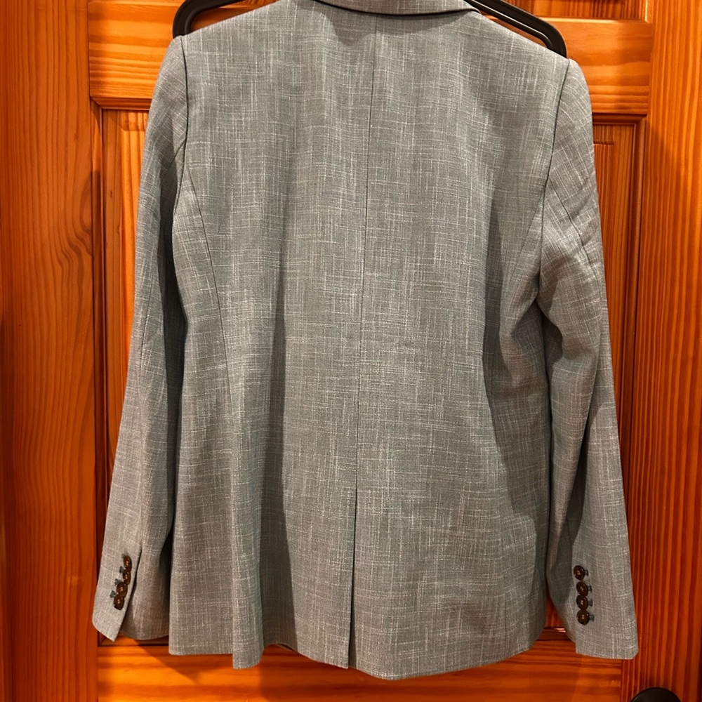 Ann Taylor Green Suit - Picture 9 of 9